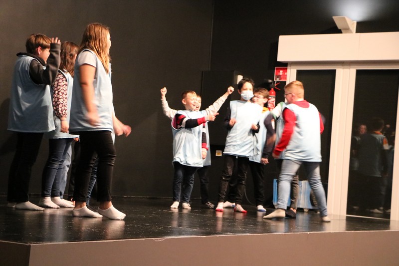 2022-12-17-theatre (180)